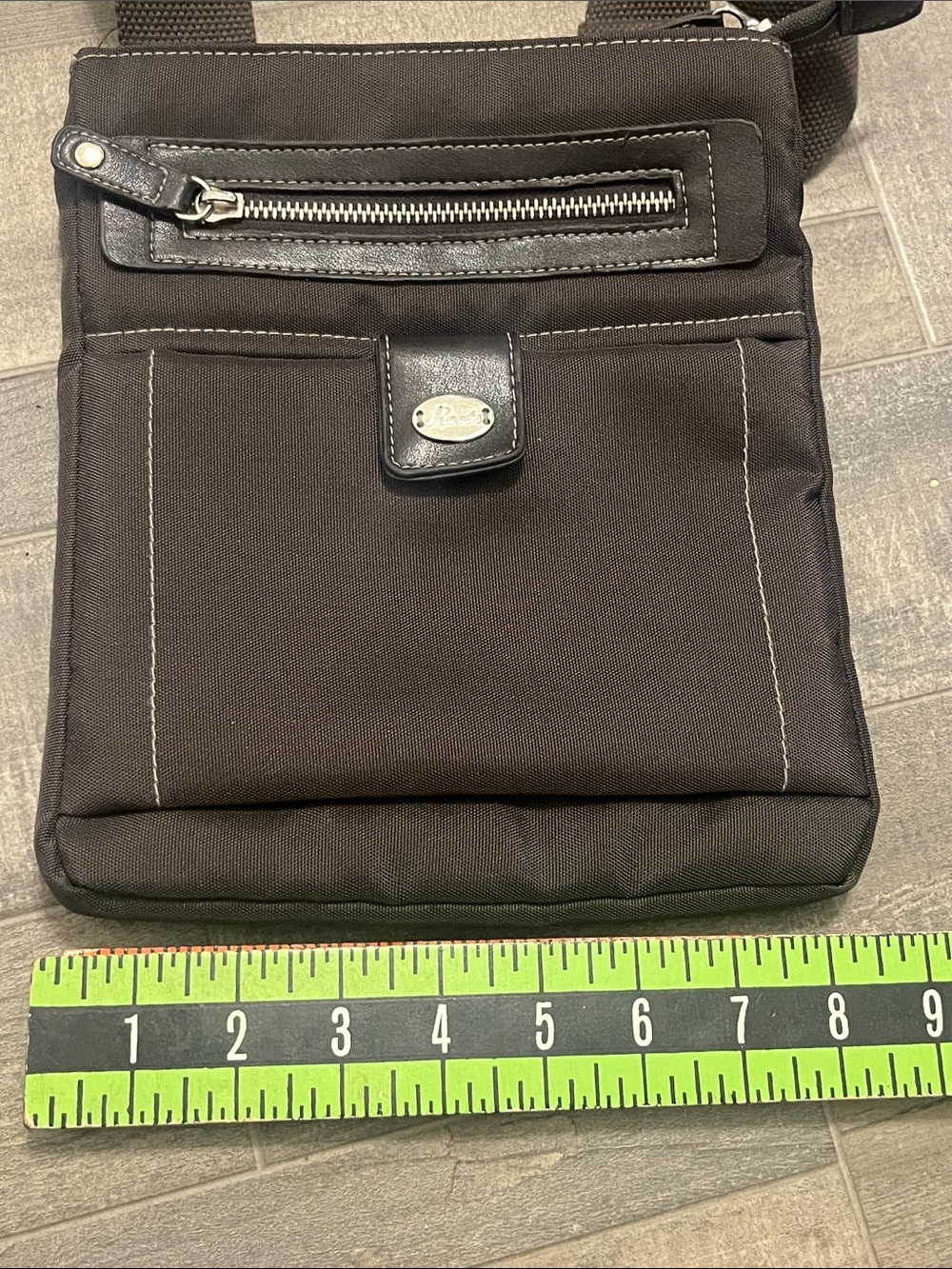 Roots Black Messenger Crossbody Bag - Picture 3 of 13